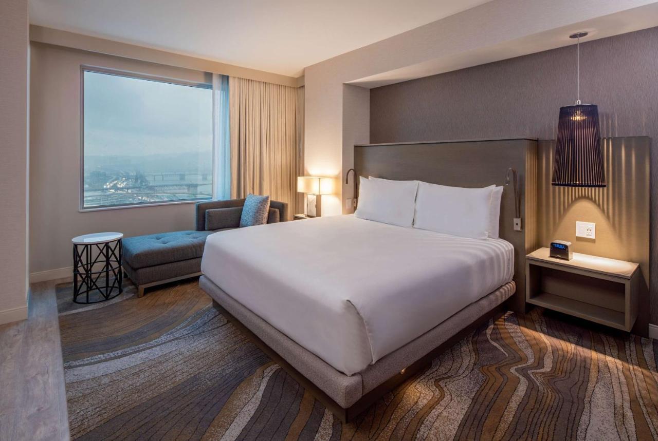ไฮแอท รีเจนซี พอร์ตแลนด์ แอท ดิ ออริกอน คอนเวนชั่น เซ็นเตอร์ Hotel ภายนอก รูปภาพ